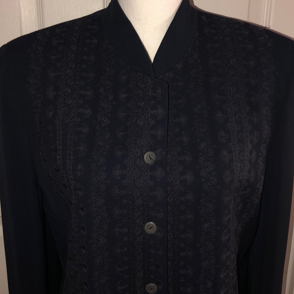 Francess & Rita Embroidered Blazer - Picture 2 of 8